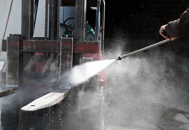 Best Driveway Pressure Washing  in Ayden, NC